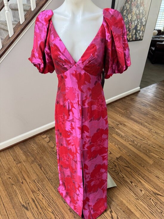 Aidan Mattox Dresses & Skirts - Aidan Mattox Pink and Red Floral Maxi Dress